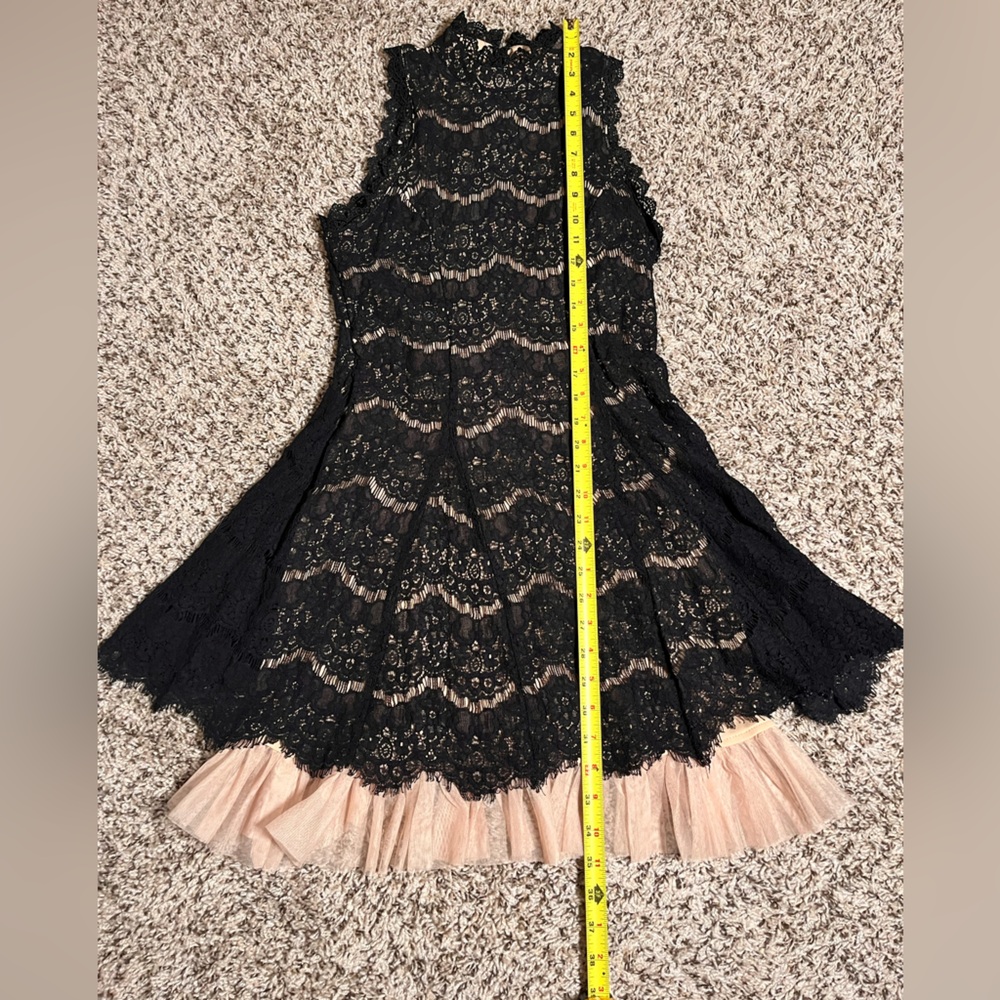 Windsor Black Lace Midi Dress with Cream Contrast Trim – Elegant Formal